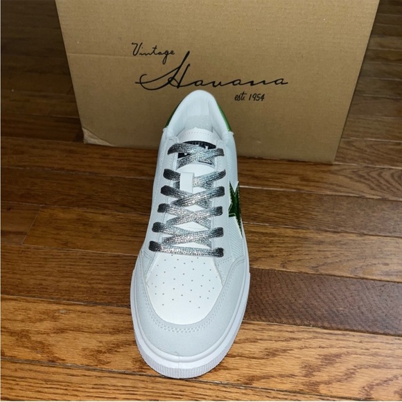 Vintage Havana Lexa Fashion Sneakers White & Gray Women’s Size 8 Green Star READ - Picture 4 of 8